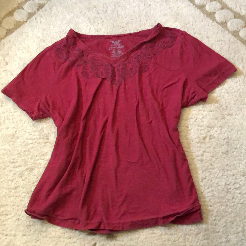 Y2K red tee shirt